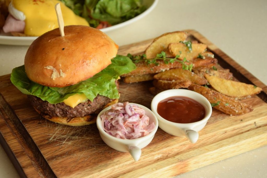 Where to Eat Breakfast in Tagaytay Pinned.PH